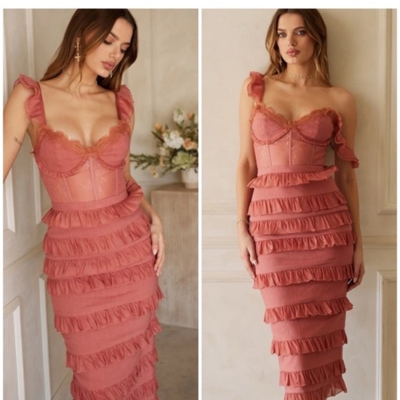 V. Chapman Dresses & Skirts - V. Chapman Fiorenza Midi Dress in Dusty Cedar